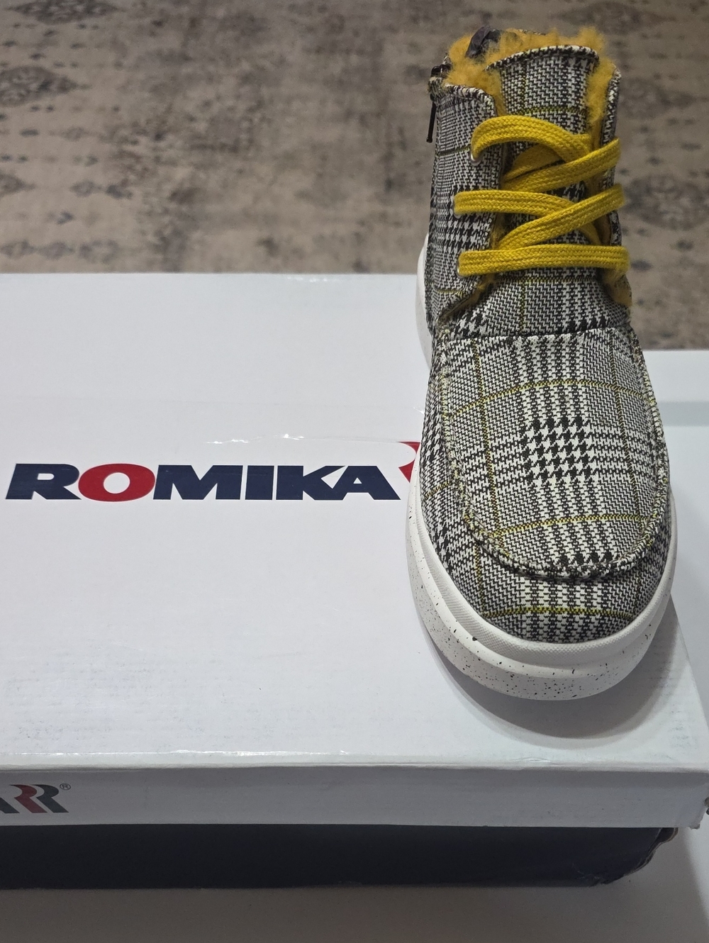 Romika Men's Plaid High-Top Sneaker with Yellow Accents